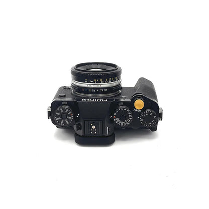 PHOTTIX x ARTRA LAB NONIKKOR-MC 24mm F1.7 1980’s (APS-C)