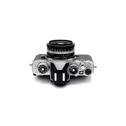 PHOTTIX x ARTRA LAB NONIKKOR-MC 24mm F1.7 1980’s (APS-C)